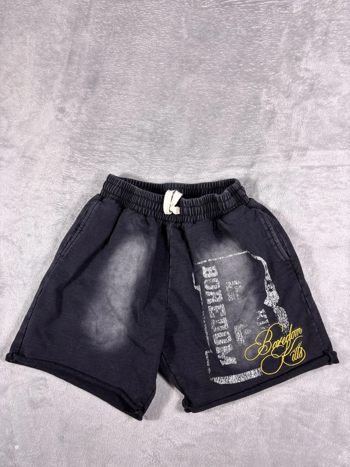 s-l1600 Boredom Kills Shorts Mens L Black Elastic Waist
